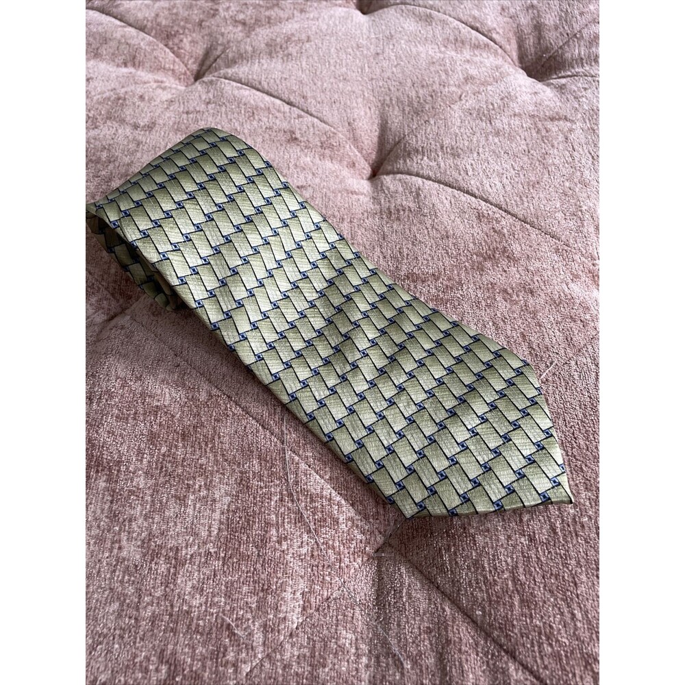 Arrow Neck Tie 100% Silk